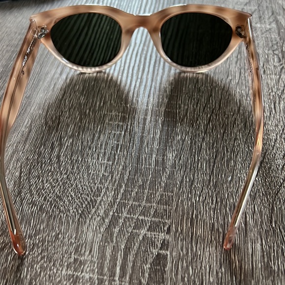 BCBGMAXAZRIA Sunglasses - Picture 3 of 4